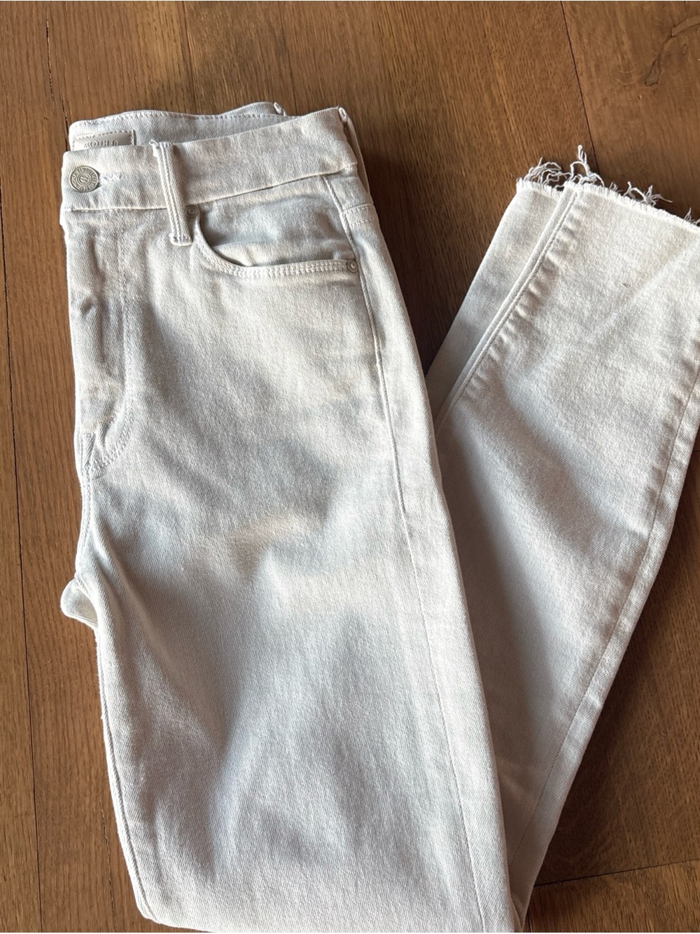 MOTHER Jeans Women 25 High Waisted Looker Ankle Fray Cream Denim Style #1411-674